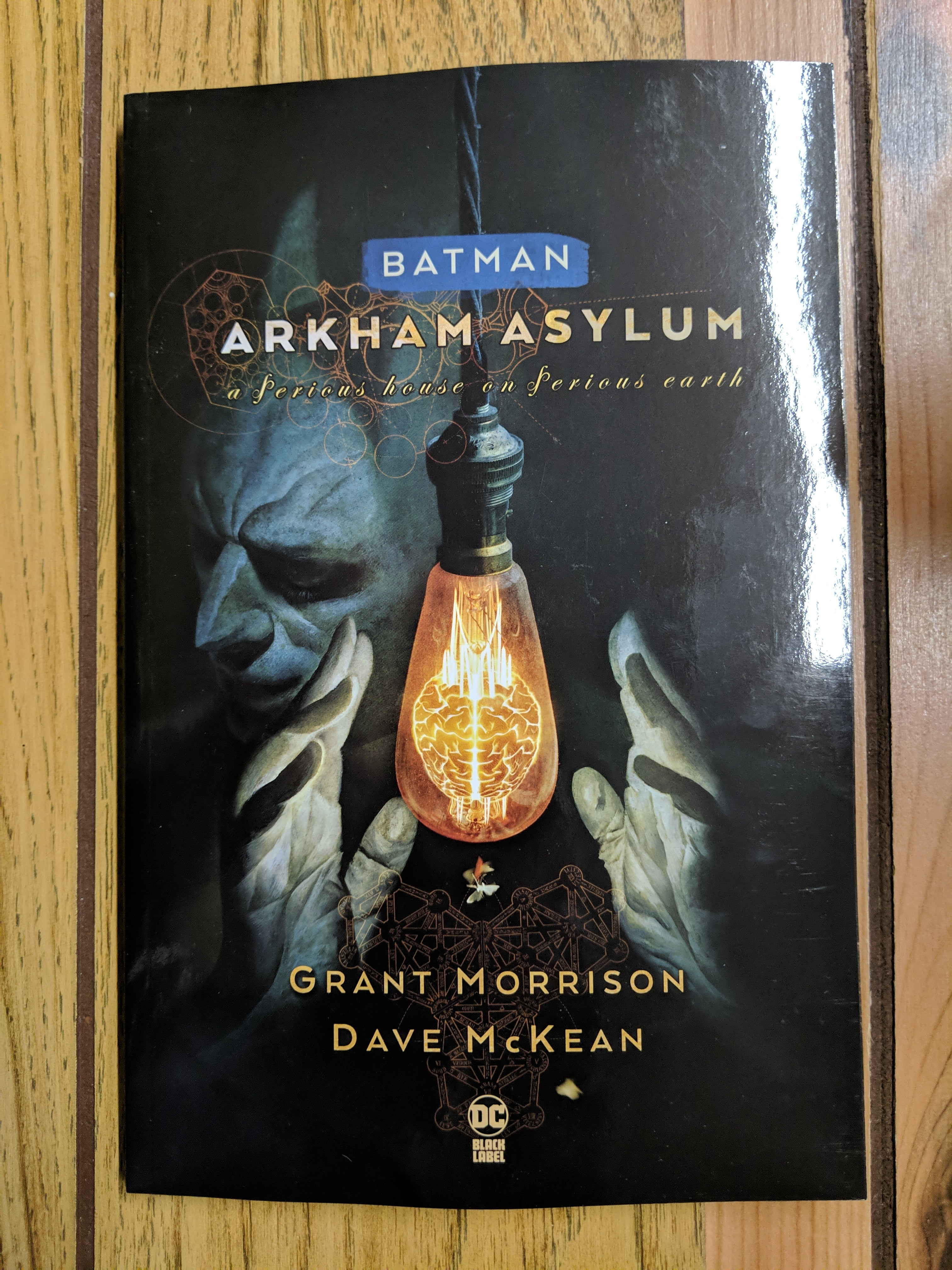 BATMAN: ARKHAM ASYLUM NEW EDITION