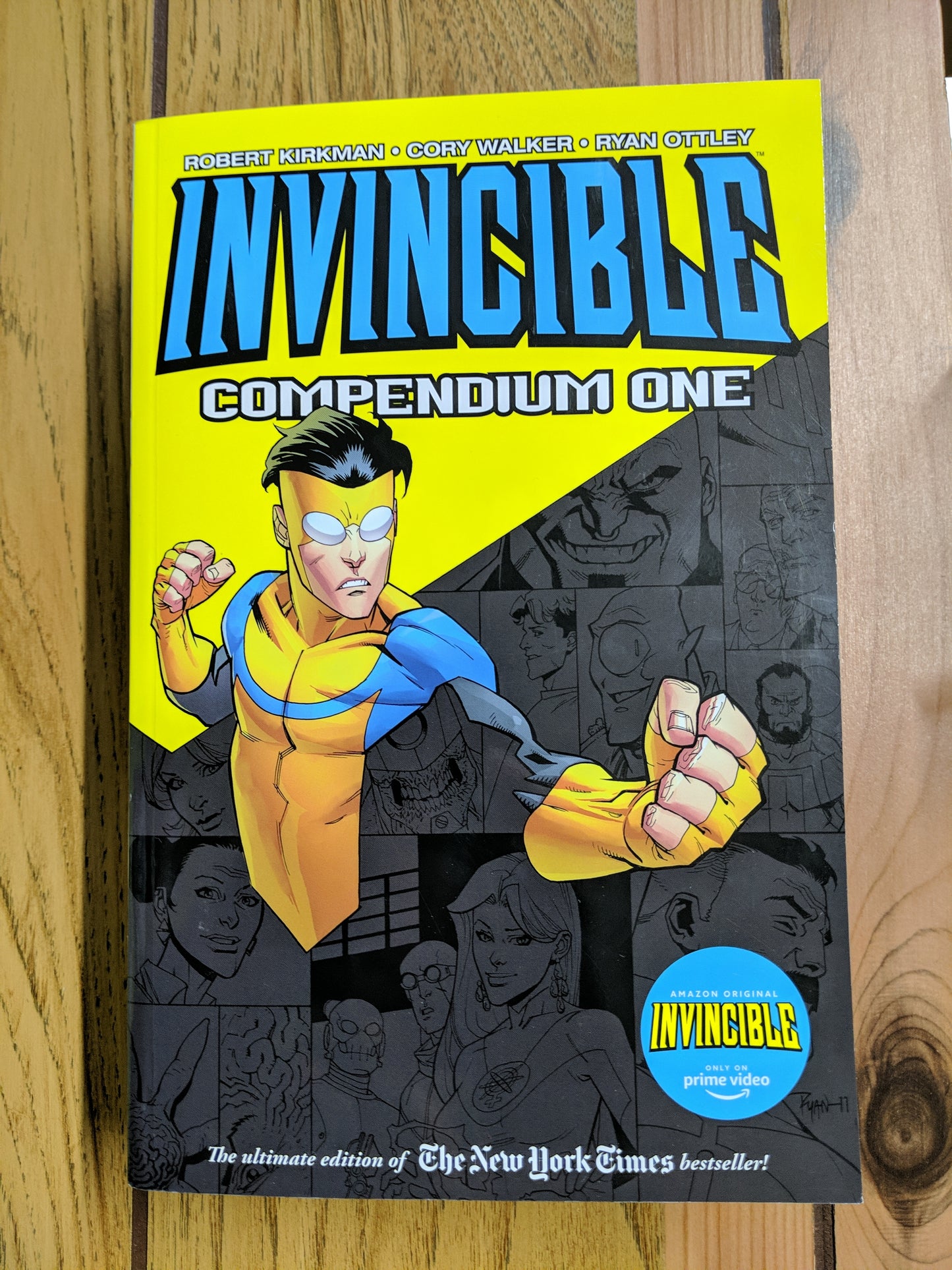 Invincible Compendium Volume 1