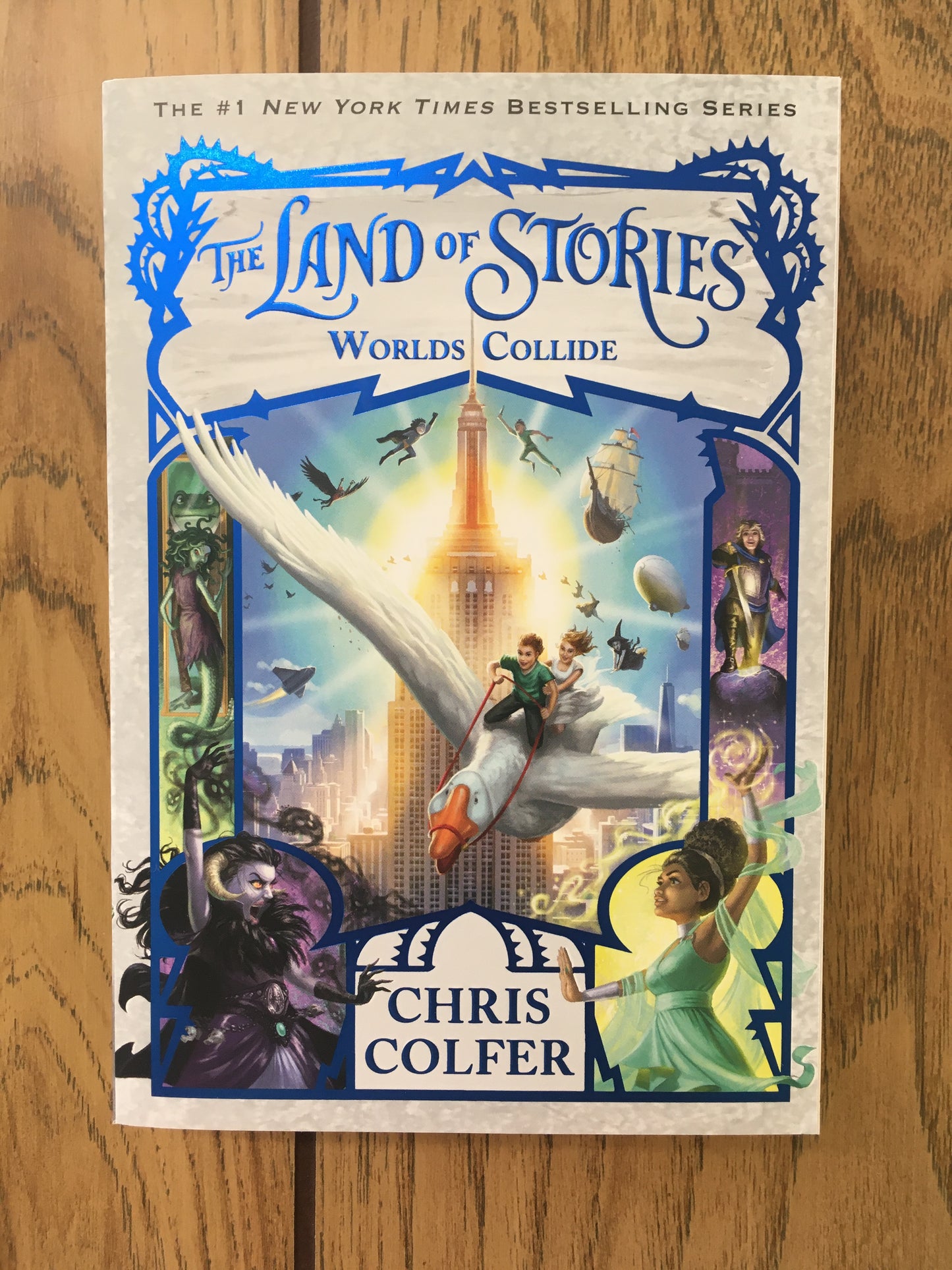 The Land of Stories #6: Worlds Collide