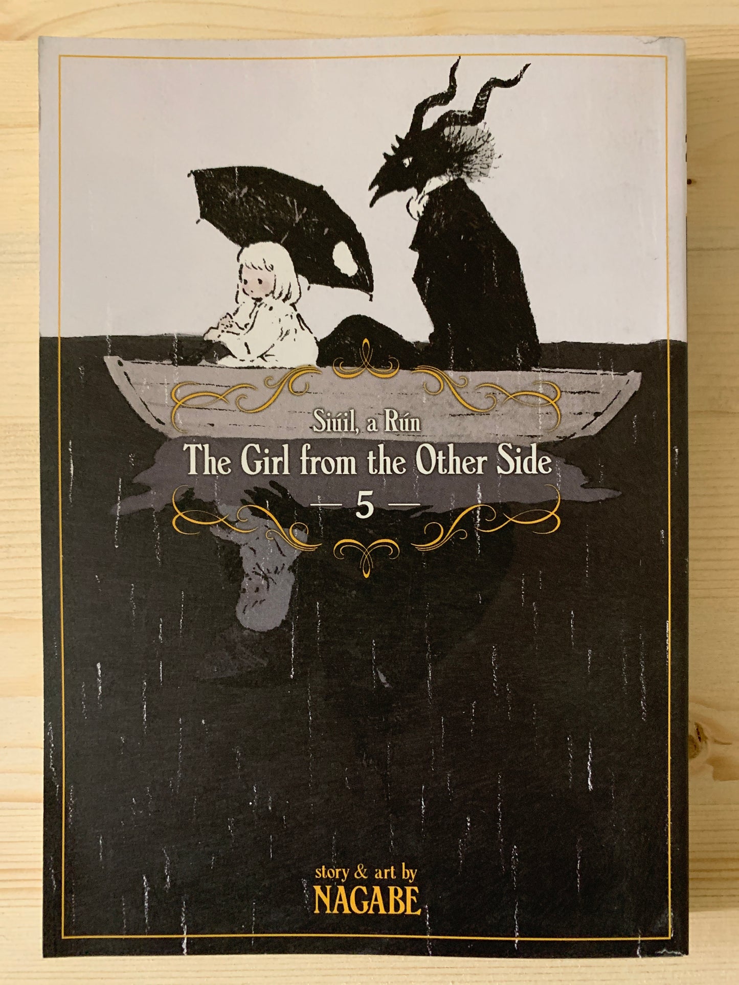 The Girl from the Other Side Volume 5