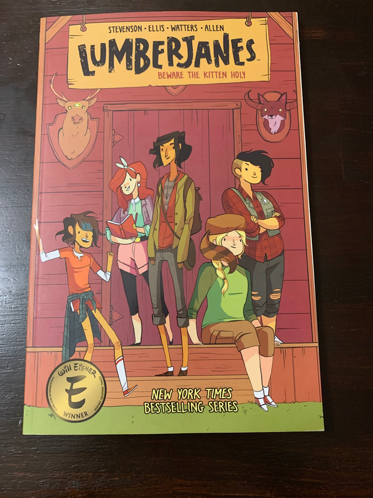 Lumberjanes: Beware the Kitten Holy (Vol 1)