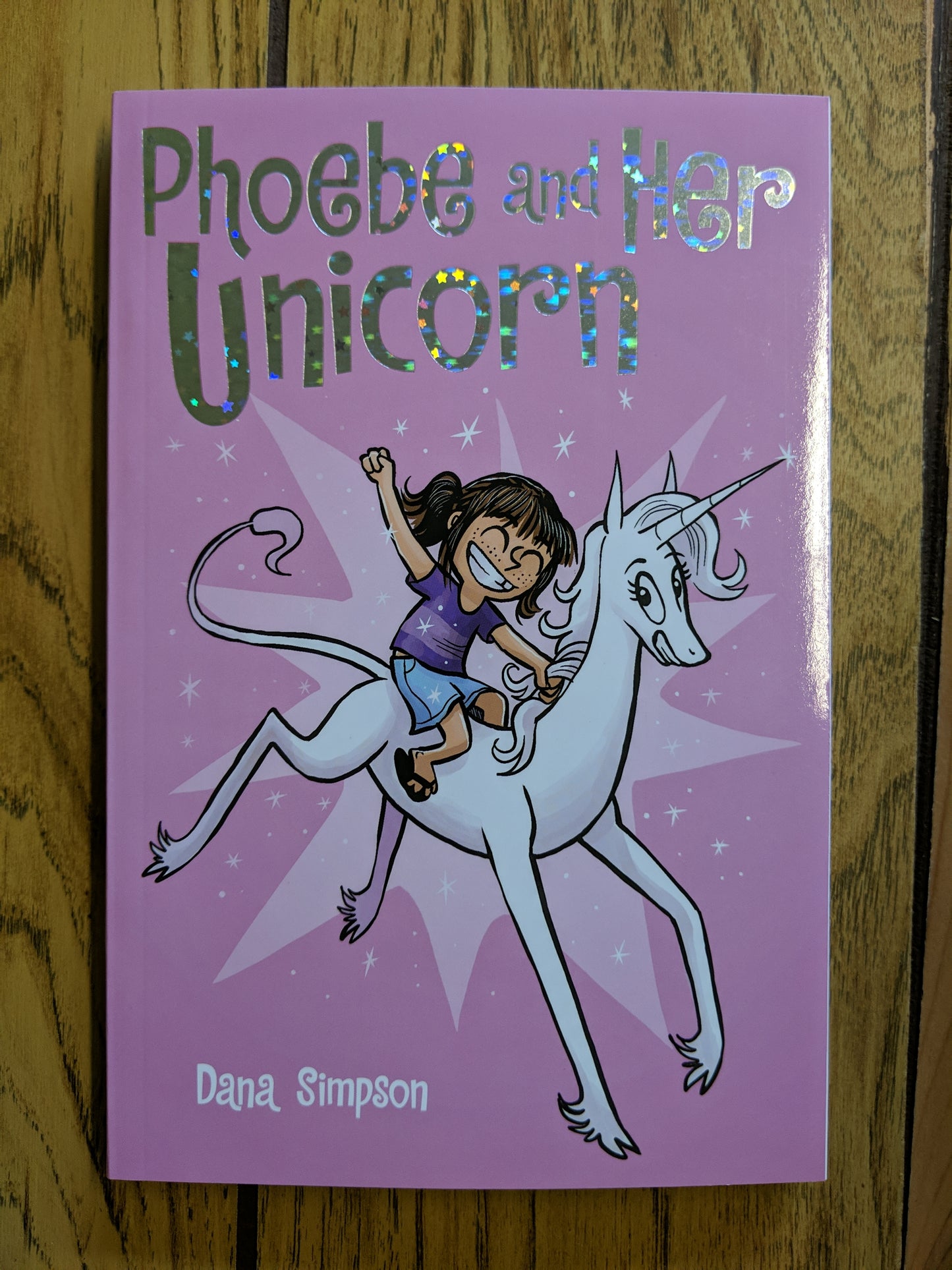 Phoebe and Her Unicorn (Phoebe and Her Unicorn #1)