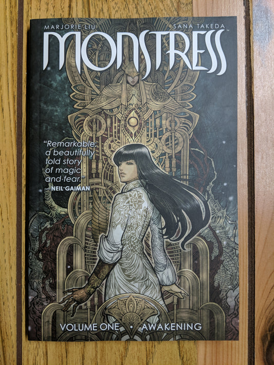 Monstress, Volume 1: Awakening