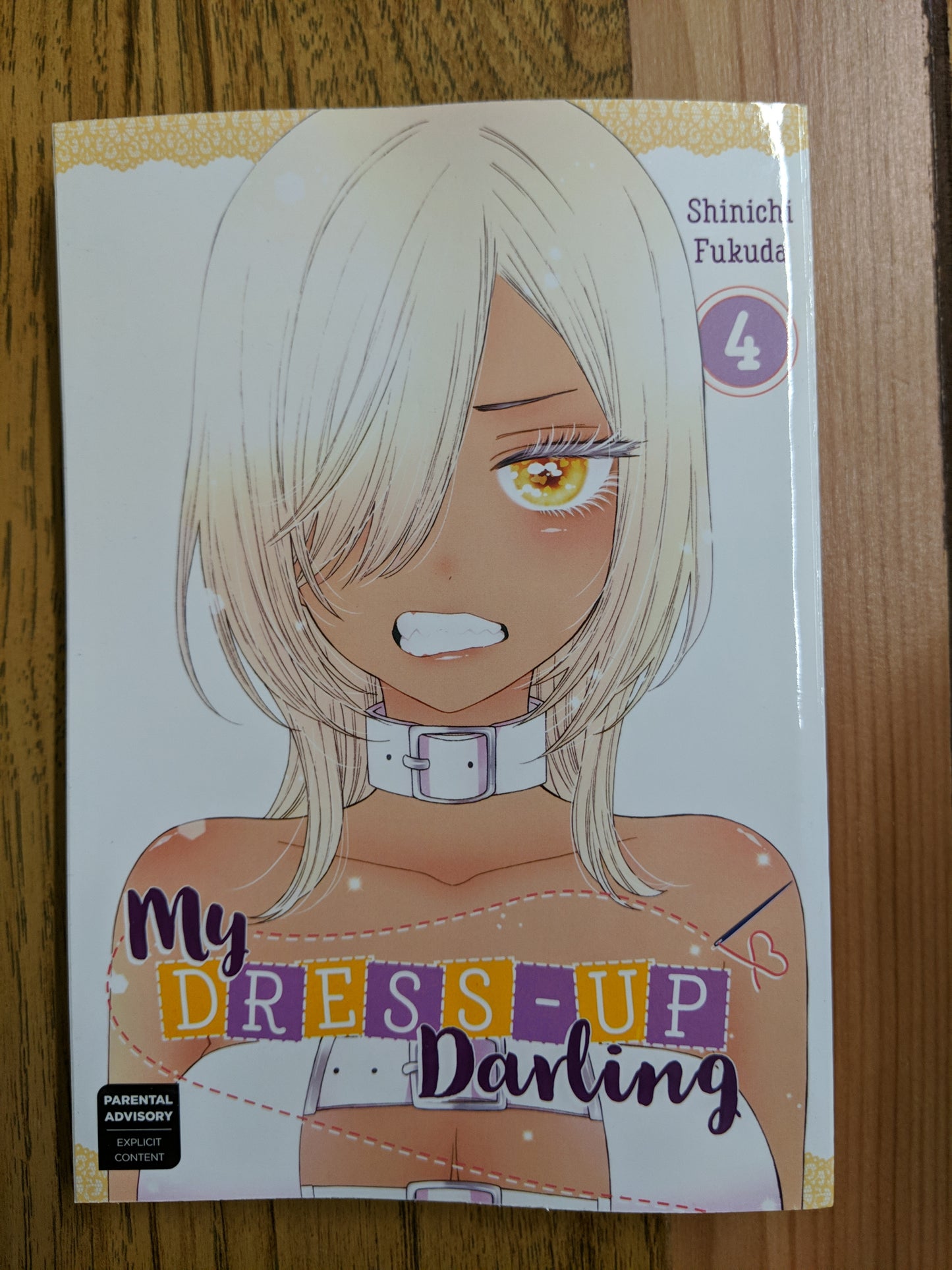 My Dress-Up Darling Vol 4